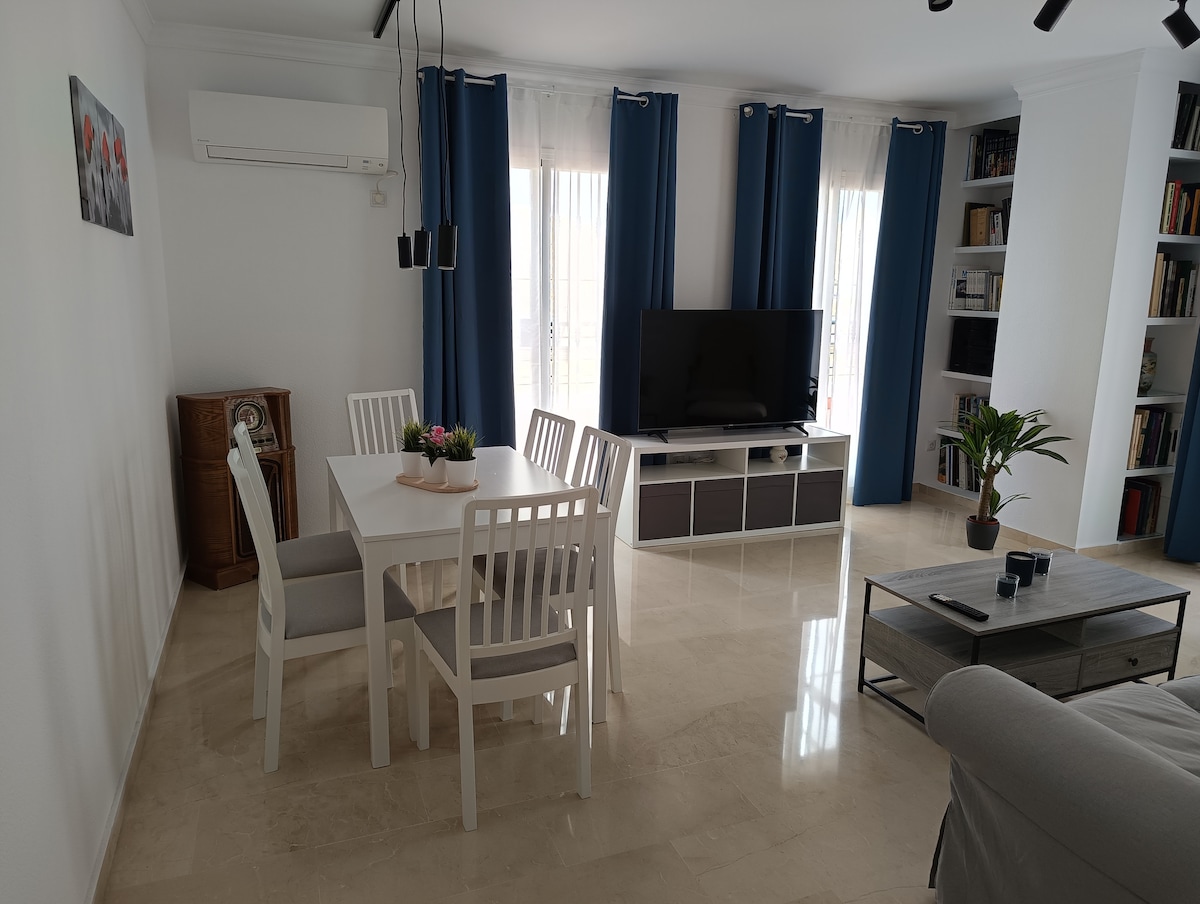 Airbnb con mejor rendimiento: Echegaray's penthouse. A penthouse with a magnificent terrace en Málaga
