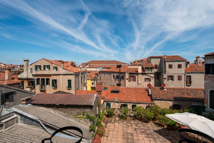 Sunbeam Palace gallery image 3