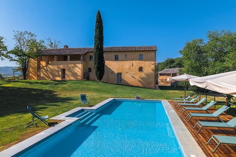 Villa Aiale - A Restored Masterpiece in Tuscany