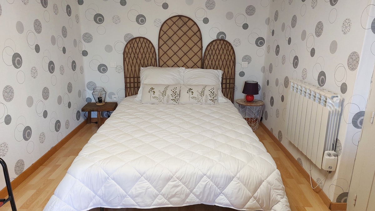 BZ გადაიქცა 2 კაციან საწოლად. კომფორტული ლეიბი. 