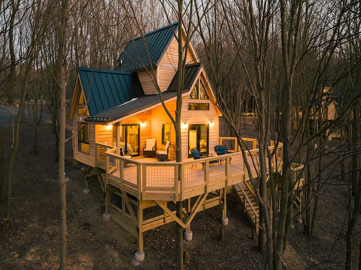 Bird's Eye View Treehouses for Rent in McHenry, Maryland, United