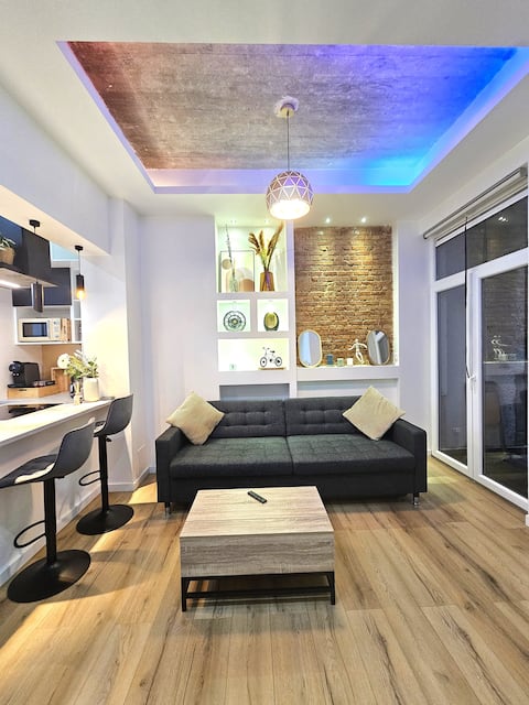 Popular Airbnb listing: Cozy Apartment 1 in Molenbeek Saint Jean Sint Jans Molenbeek
