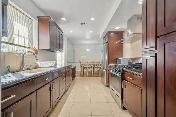 ৎ୭ Madison Sanctuary Home ৎ୭ gallery image 5