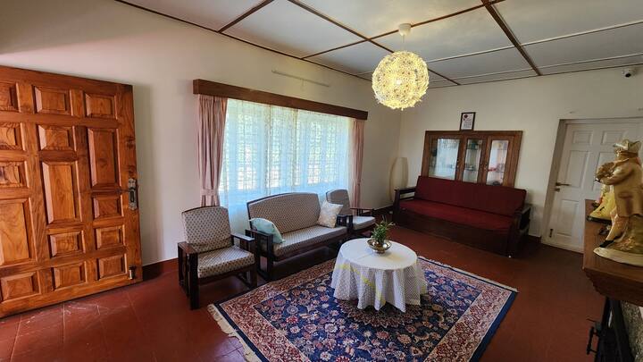 Springdale Villa
| Entire Modern Heritage Villa - 코다이카날