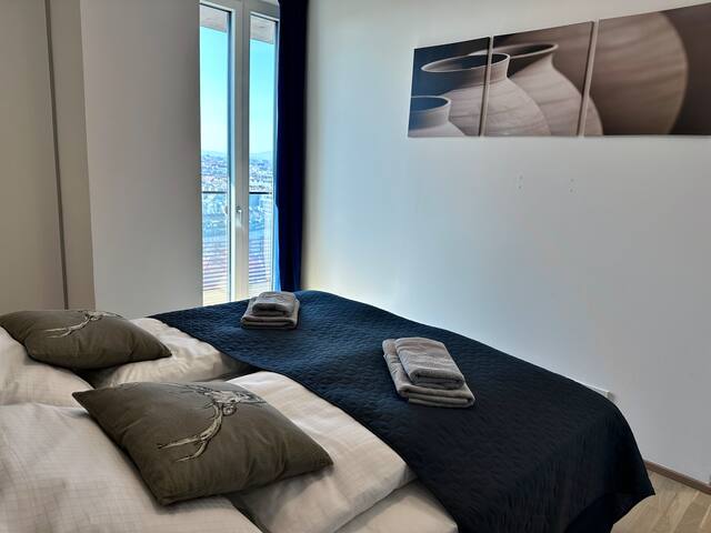 Panorama Sky with Rooftop Pool gallery image 5