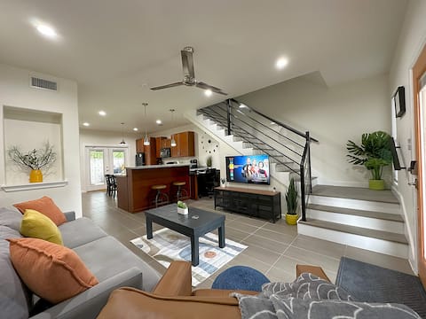 Home Centrally Located w/Backyard | BBQ