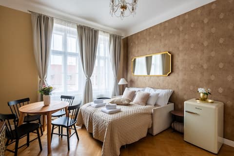 Popular Airbnb listing: Charm by Charles Bridge: Kampa Riverside Apt. in Malá Strana