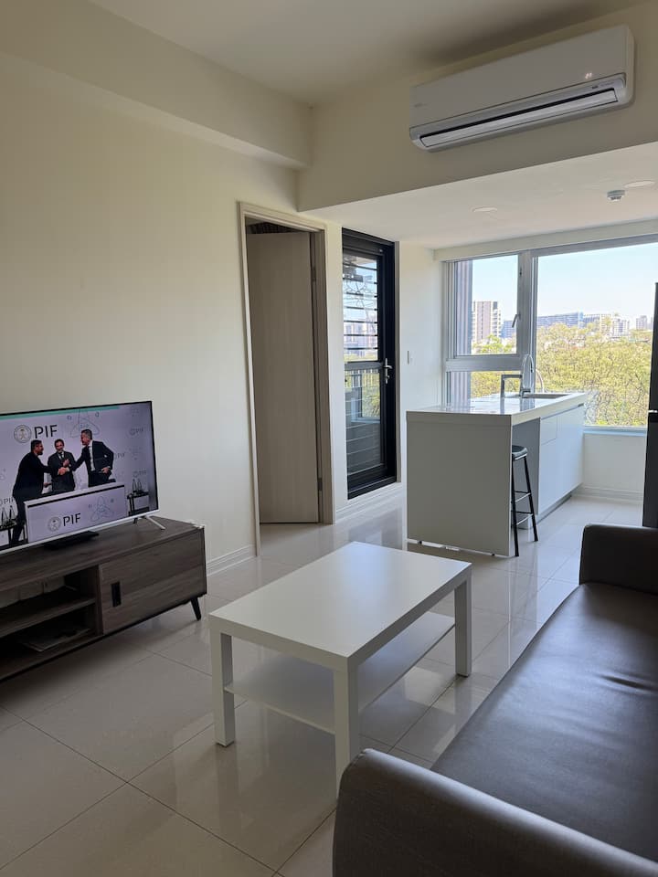 New Life Apartment
兩房一廳一衛、公園環繞、空氣環境好(月租、長租) - Taipei