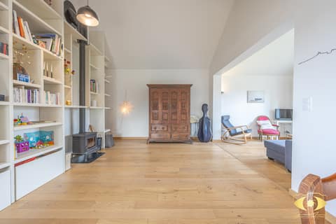 House with garden and sea view