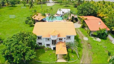 Itzayana Estate...Lost in Paradise!