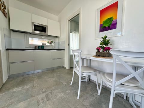 Proprietà Airbnb di successo: Relax Loft Porto Cesareo a Porto Cesareo