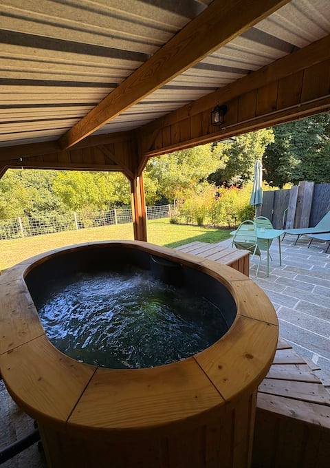 Gîte 10 min from Dinan with private Nordic bath