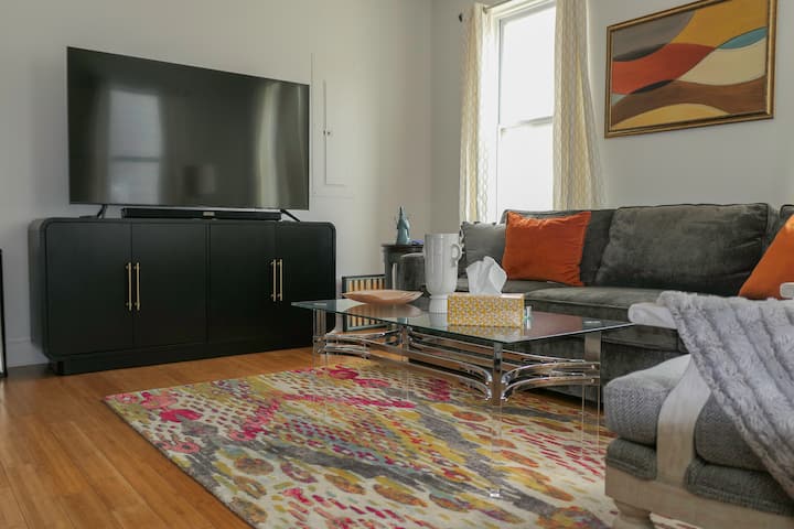Your Comfortable Bungalow ! - Cincinnati, OH