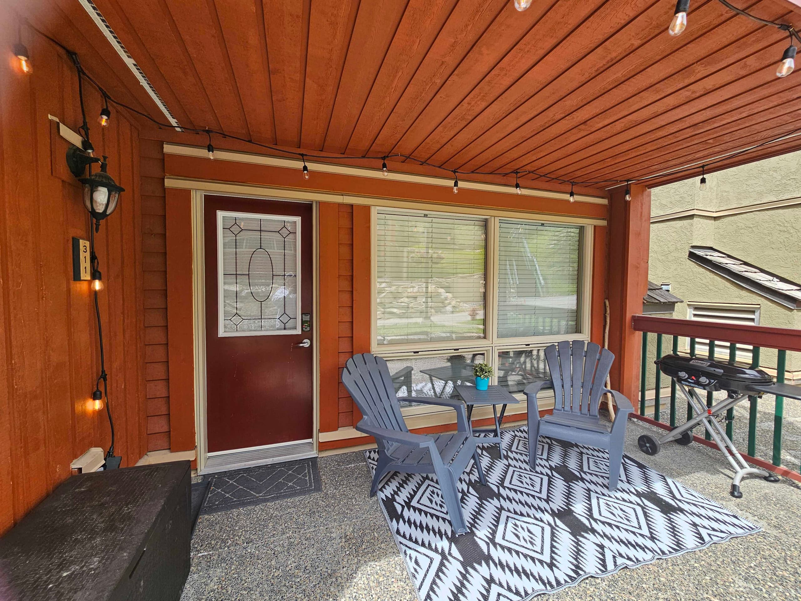 Beautiful Horsethief Studio with two Murphy beds - Photo 32