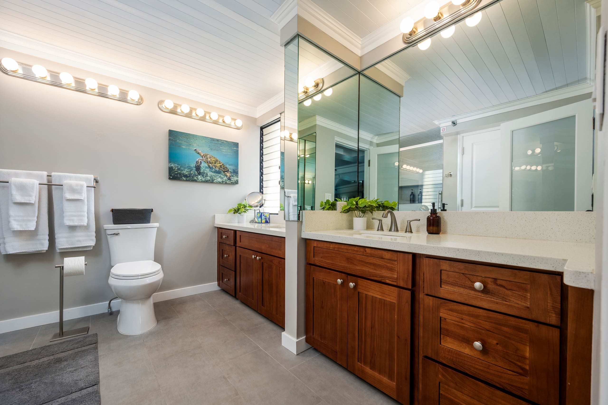 3-Minute Walk to Beach, Free Parking/Pool/Wi-Fi - Image 18