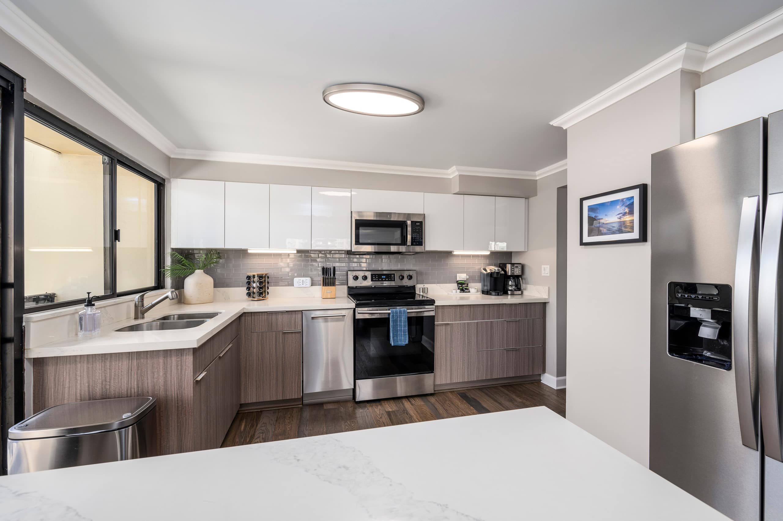 3-Minute Walk to Beach, Free Parking/Pool/Wi-Fi - Image 7