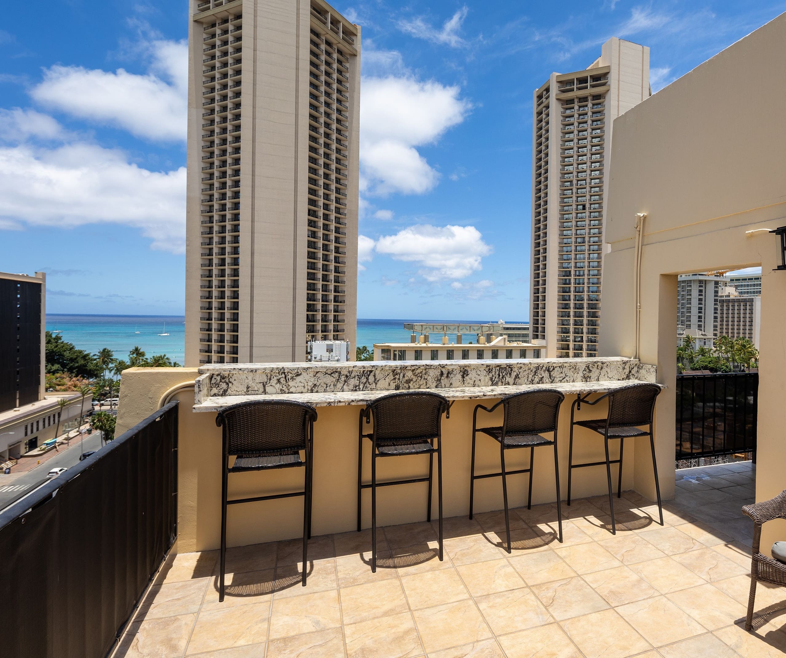 3-Minute Walk to Beach, Free Parking/Pool/Wi-Fi - Image 35