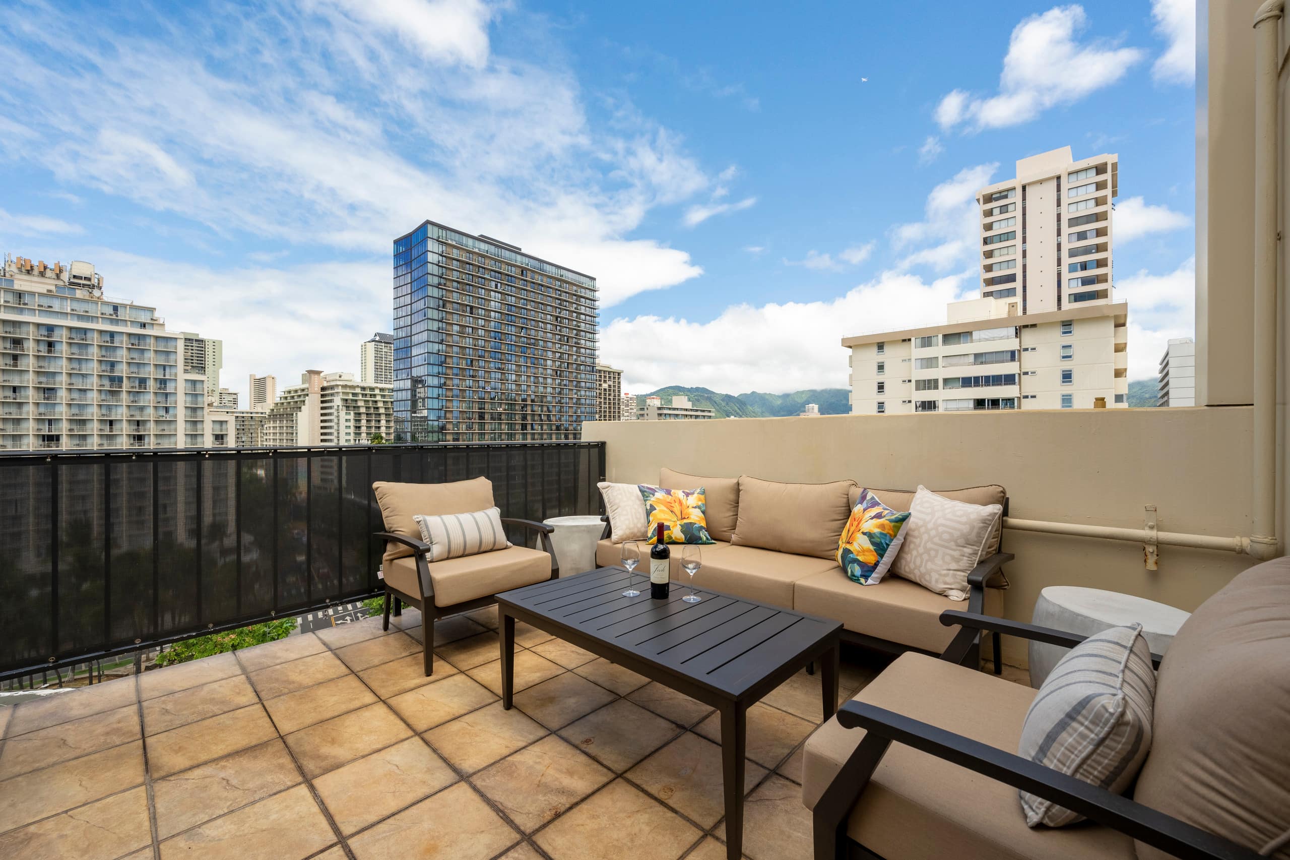 3-Minute Walk to Beach, Free Parking/Pool/Wi-Fi - Image 24