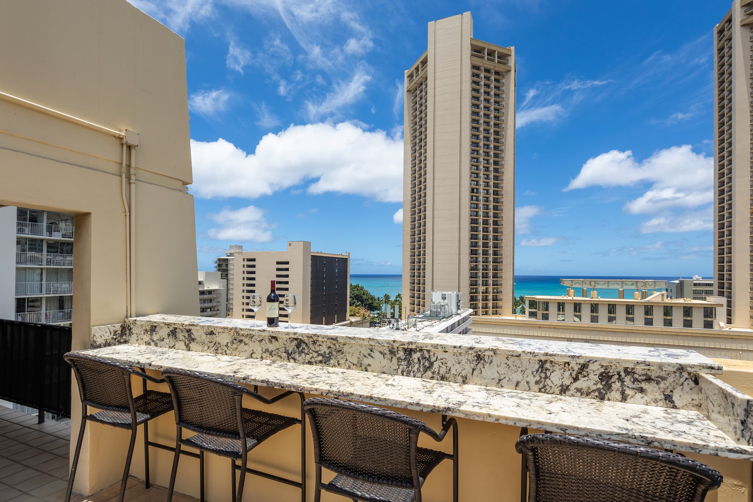 3-Minute Walk to Beach, Free Parking/Pool/Wi-Fi - Image 27