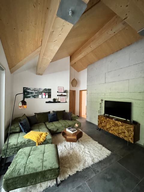 Attica Deluxe apartment. Privat Lift.Bergpanorama
