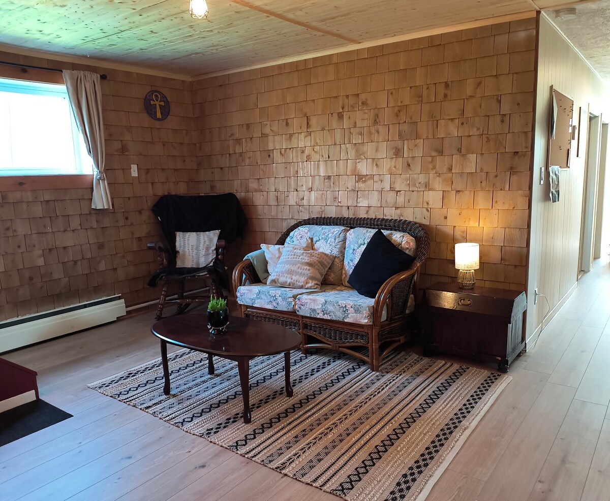 Un lieu chaleureux au Bic Bed and Breakfasts à louer à Rimouski