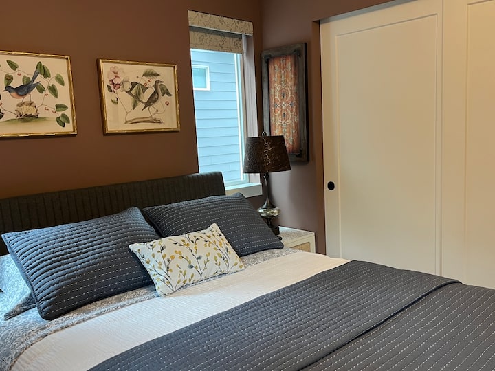 ผ้าห่มชั้นบางสำหรับฤดูร้อน - หนึ่งในชุดเครื่องนอนที่แตกต่างกันมากมาย