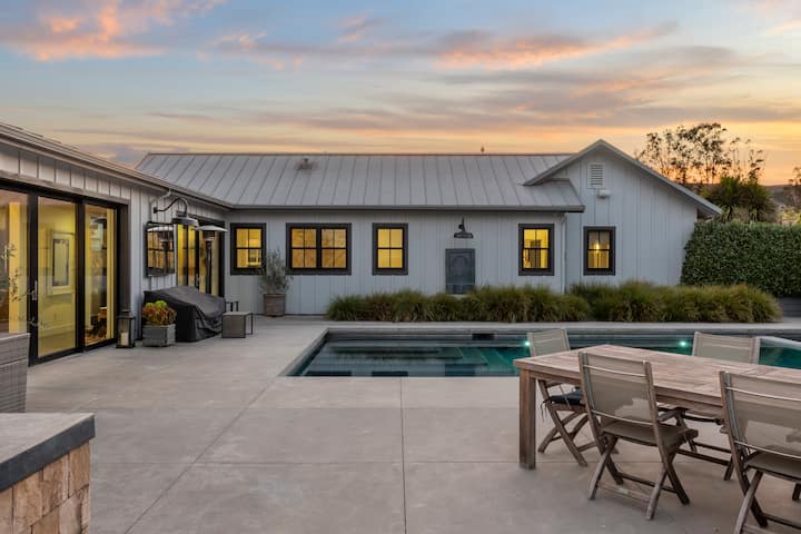 Vineyard Estate - Pool & Pickleball - Novato, CA