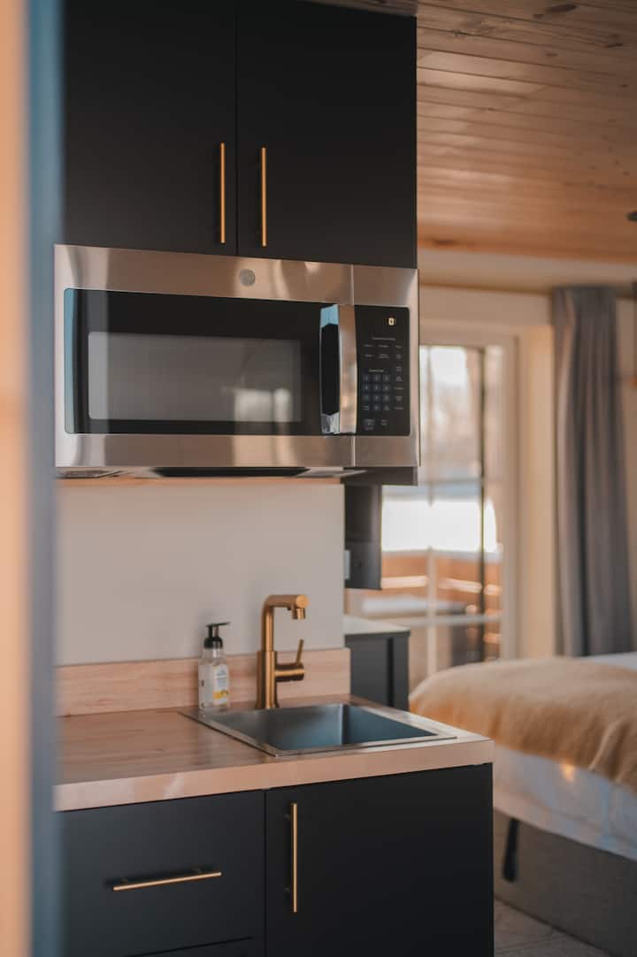 Nordic Harbor Inn-nordic Spruce - Room 4 - Bloomington, MN