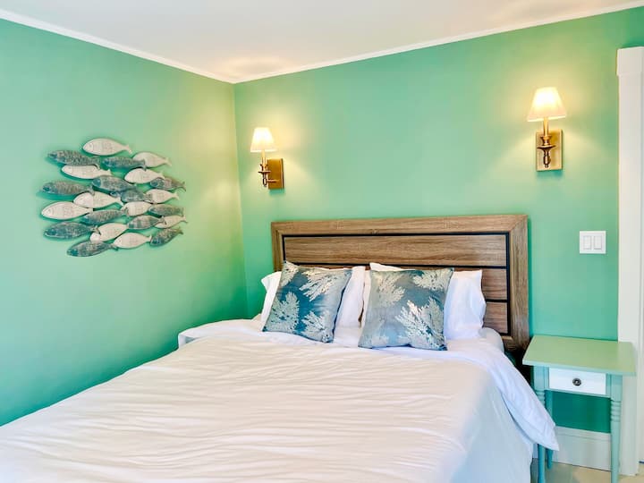 Aðalhús - Svefnherbergi nr.2 (hæð nr.2)