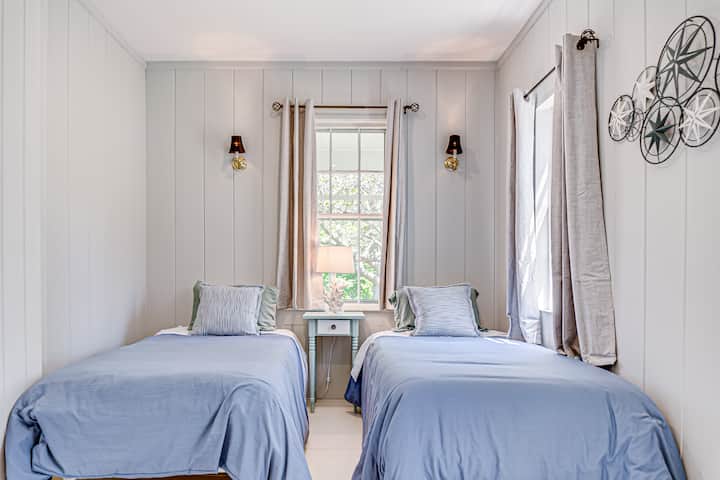 Aðalhús - Svefnherbergi nr.5 (hæð #1)