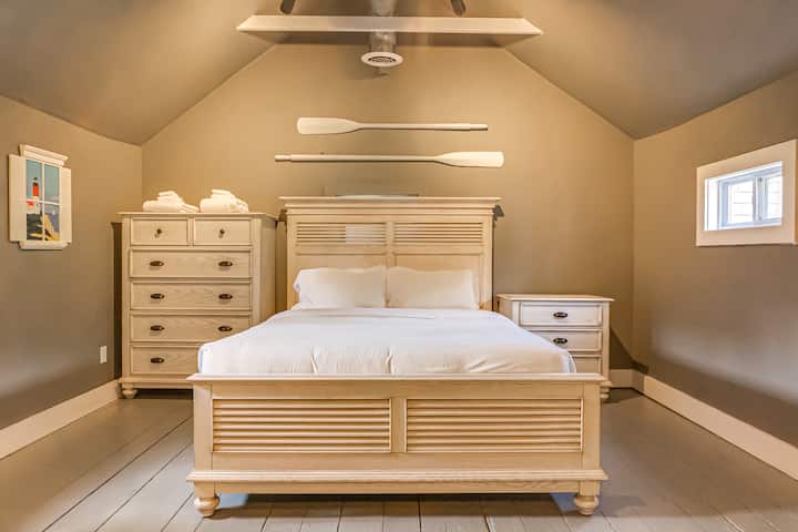 Bústaður - Svefnherbergi nr.3 (hæð #1)