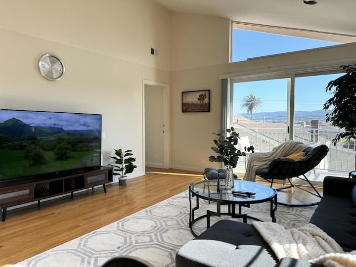 Stunning House In South Sf - South San Francisco, CA
