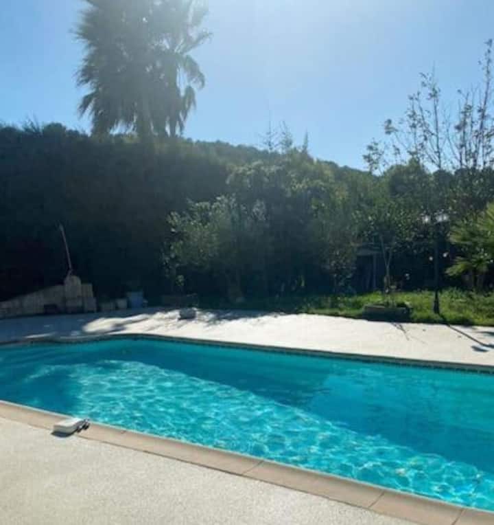 Studio De Charme Avec Piscine - Mougins