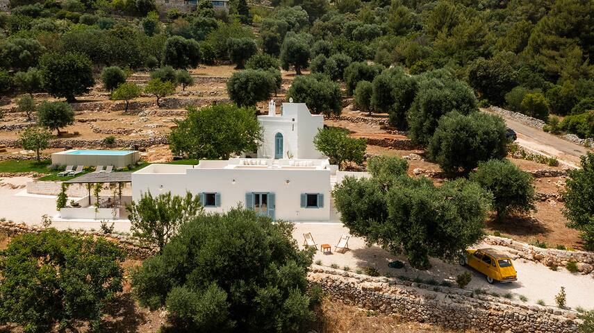 Masseria Feritoie – sea view + pool + sea 10 mins