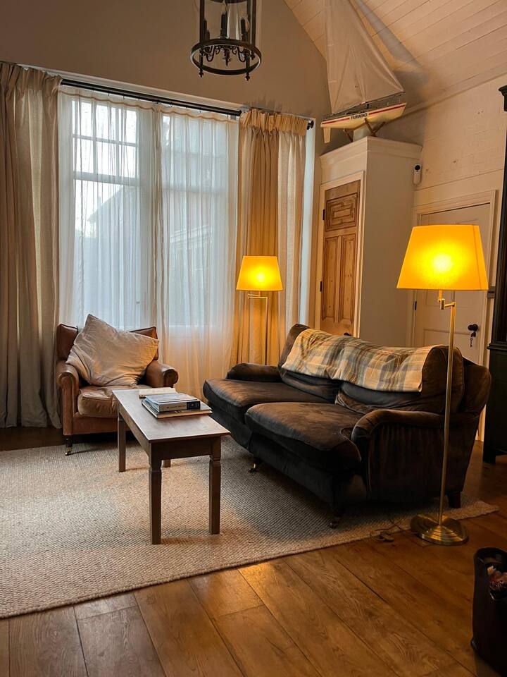 Box Hill Lodge - Dorking