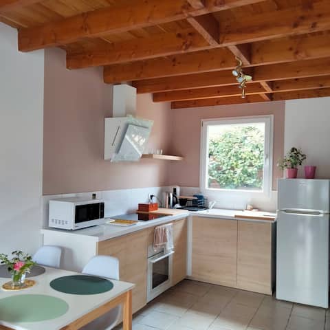 Entire house duplex 4' RERA PARKING