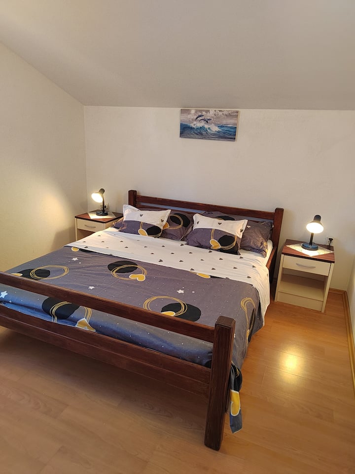 Dhomë gjumi 1