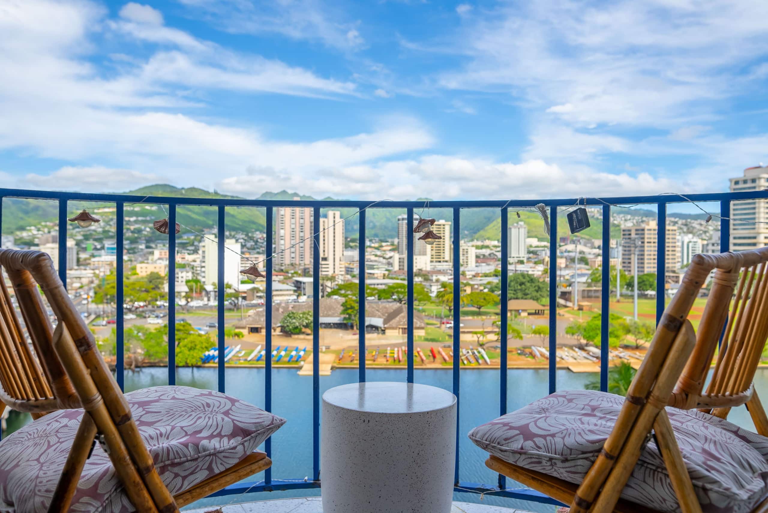 Aloha  Breeze Cozy  2brd Waikiki Parking View - Image 36