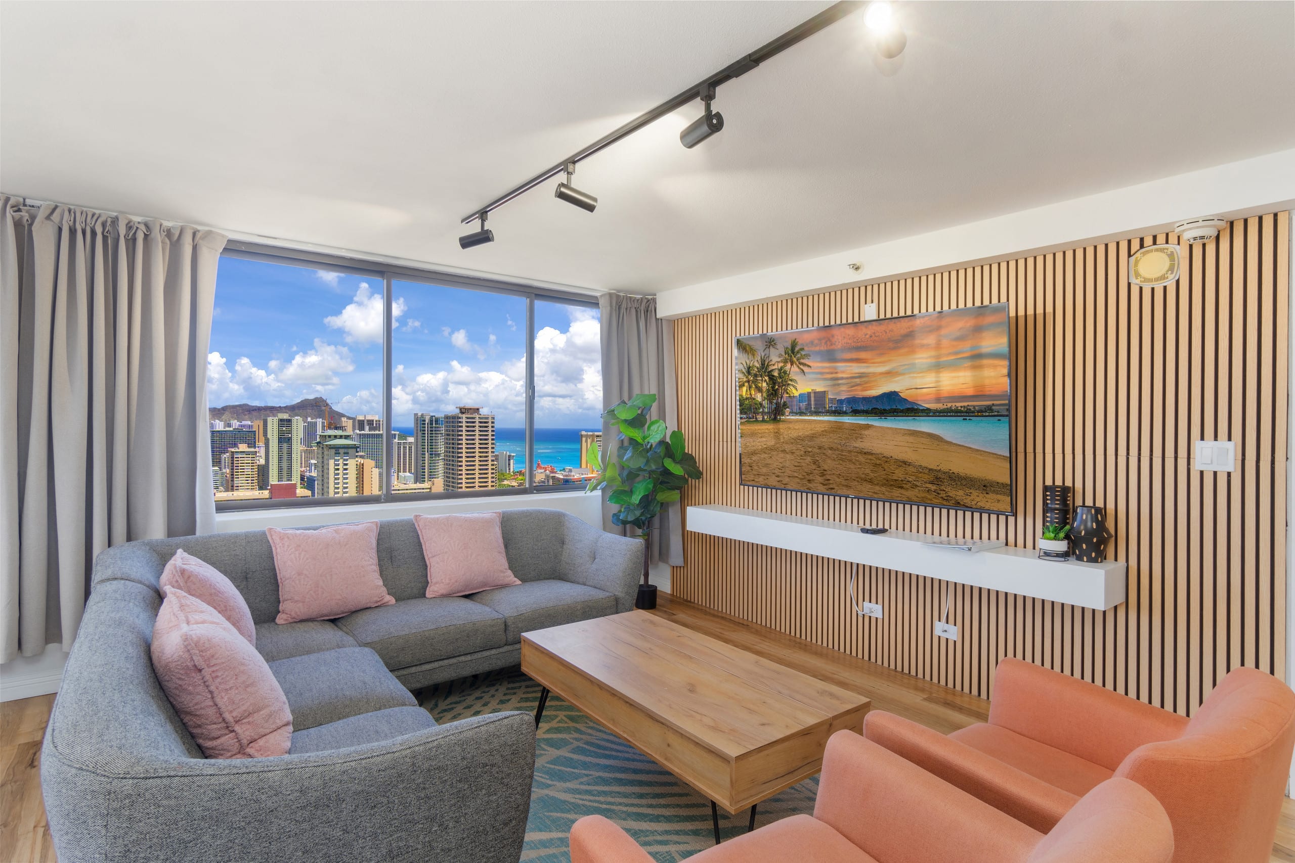 2 bedroom Penthouse new upgrade OceanView Sleeps8 - Photo 2
