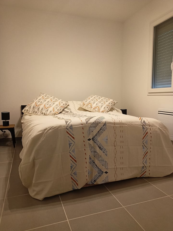 غرفة النوم 2