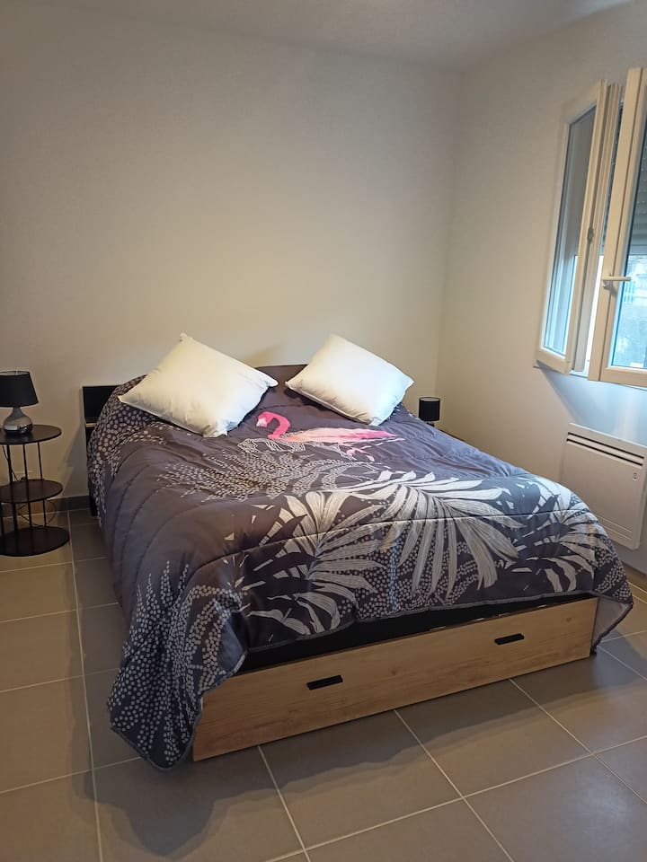 غرفة النوم 1