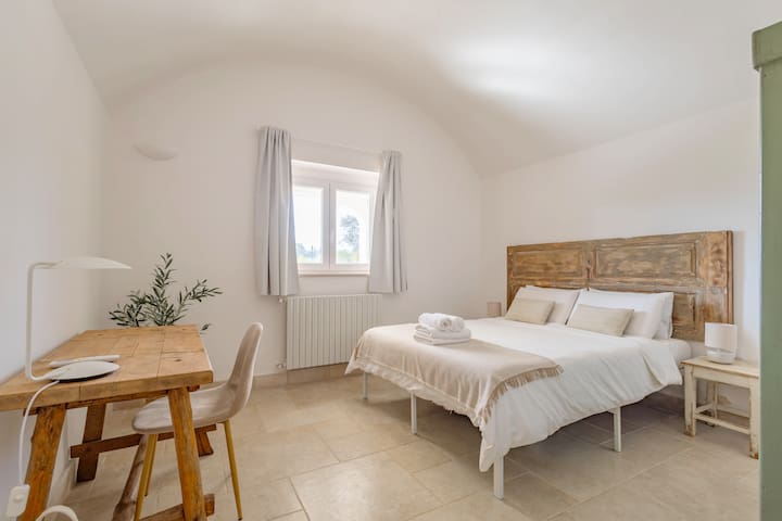 Trullo in central Valle d’Itria with private pool gallery image 5