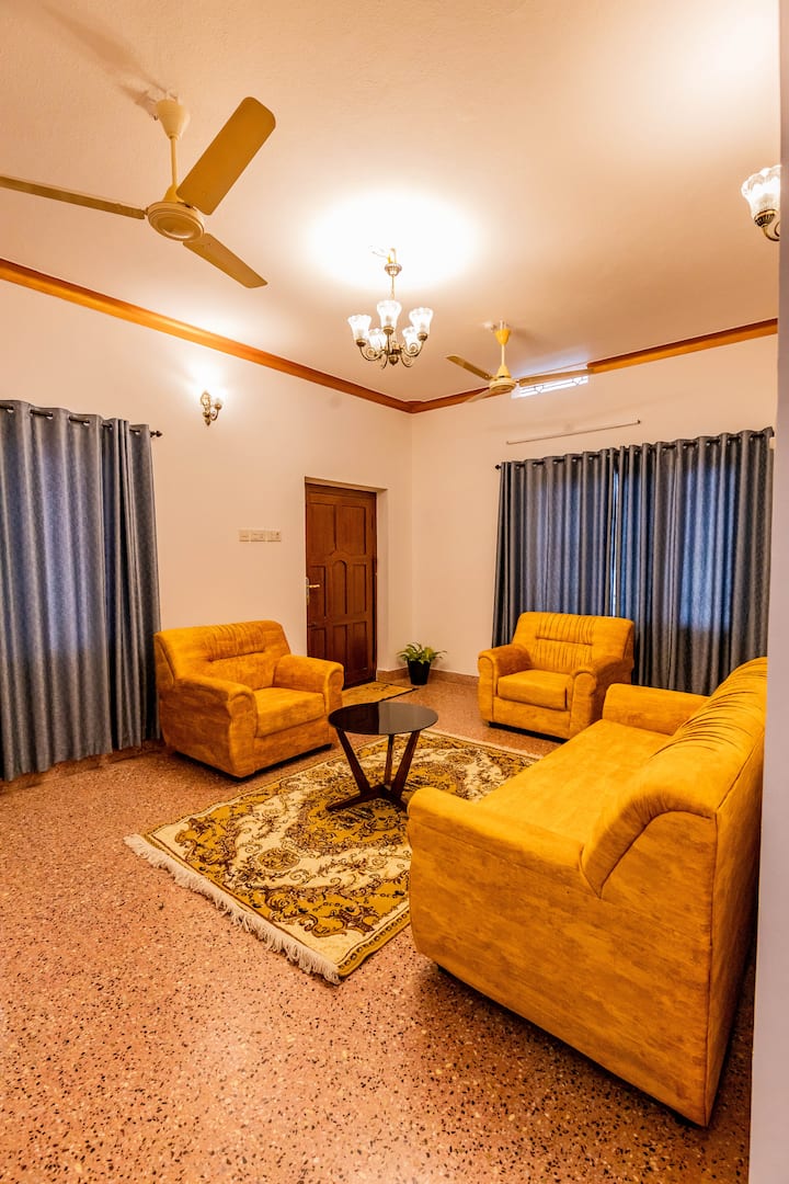 The Rise - Poolside Villa - Mangalore