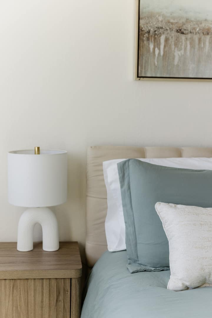 寝室2 |クイーンサイズベッド|スレッドカウントシート650枚
