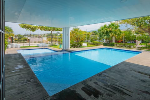 Fully equipped house with pool