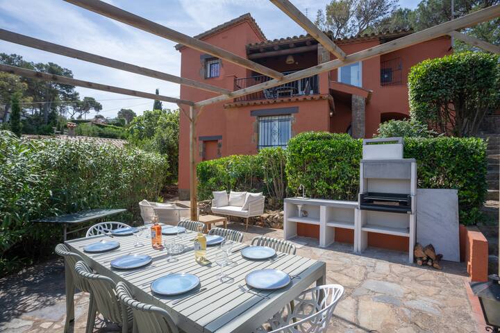 Picasso’s Mountain View Begur gallery image 2