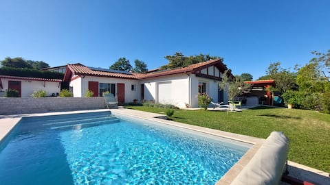 Basque villa with pool