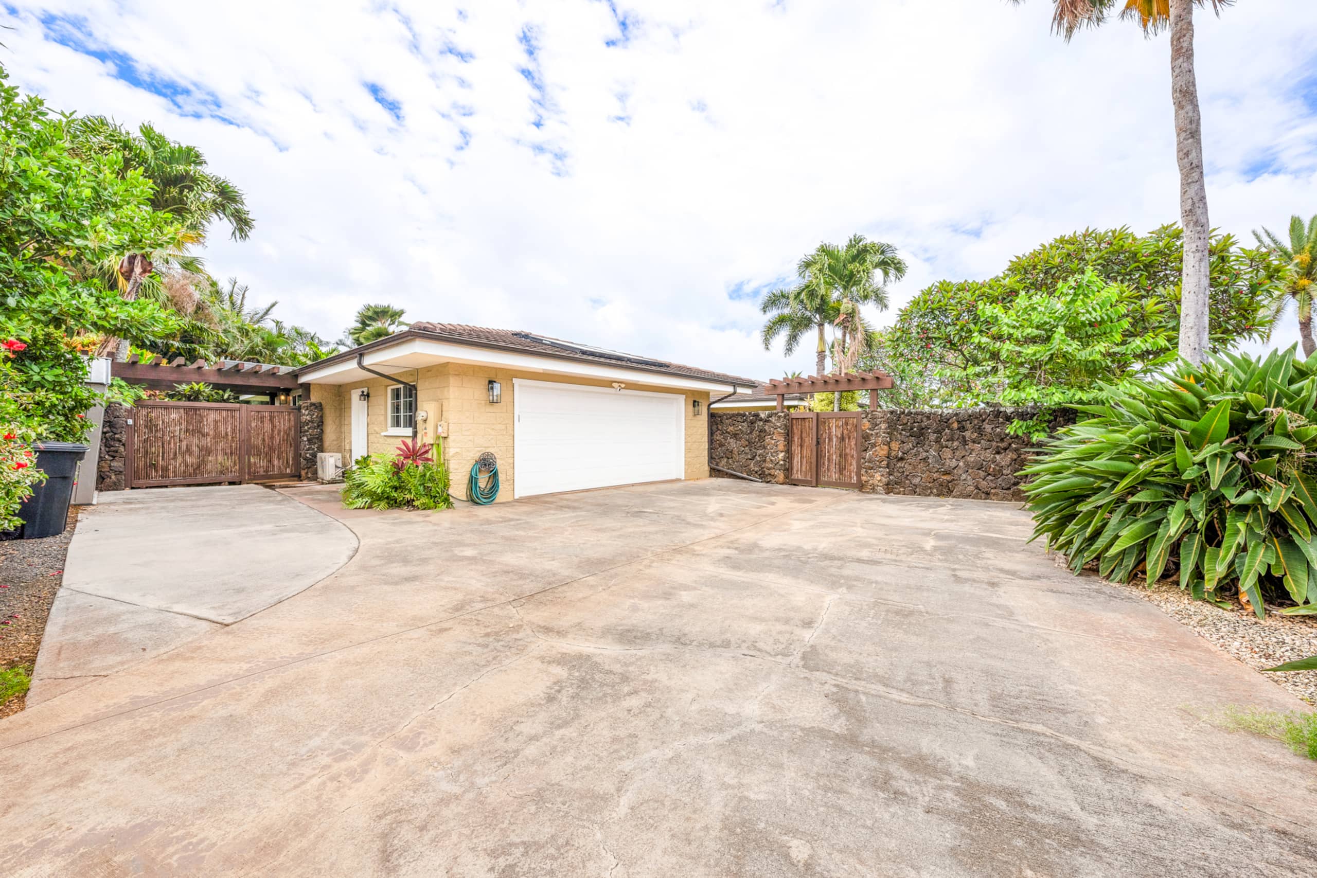 Home in Koloa · ★4.97 · 4 bedrooms · 3 private baths - Image 29