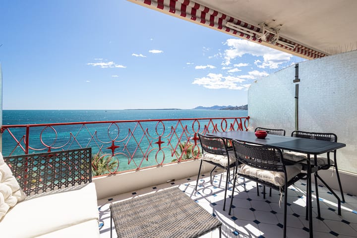 Navy Beachfront Apartment