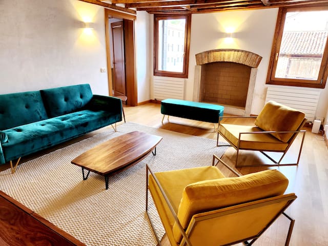 Lo Squero apt at Zattere